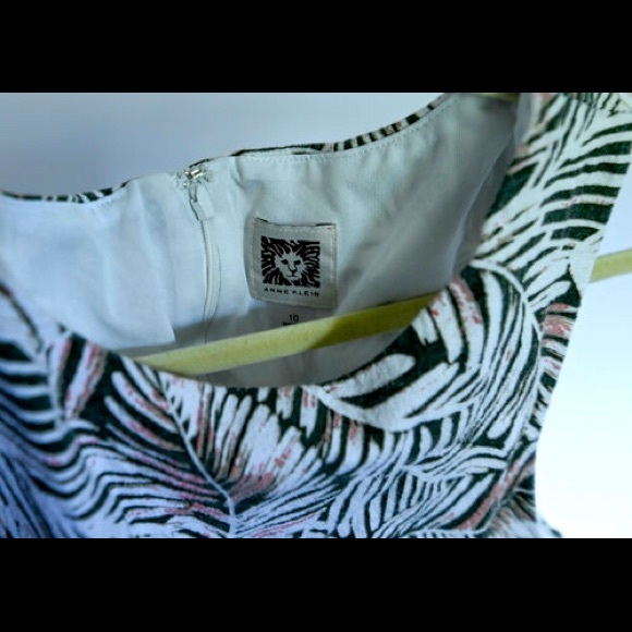 Anne Klein Safari Pattern Dress - Picture 2 of 2
